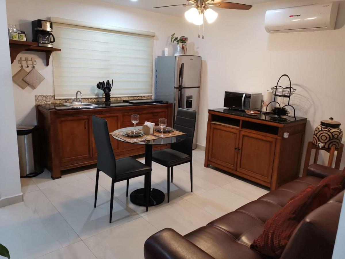 Apartmento Con Alberca A 50 Mt Del Mar La Licha Масатлан Экстерьер фото